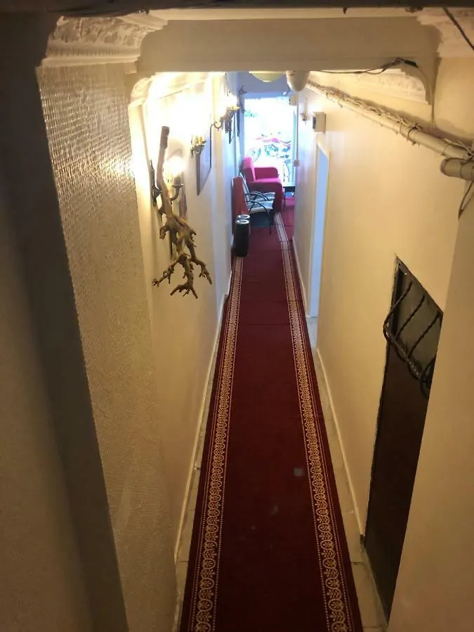 Istanbul Comfort Holiday Hotel